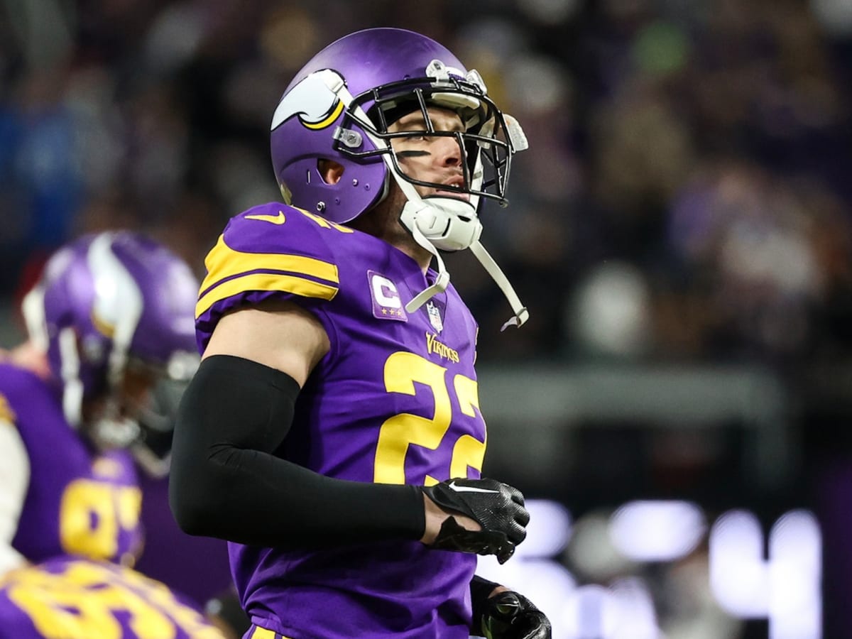 Vikings restructure Harrison Smith's contract to clear $6 million