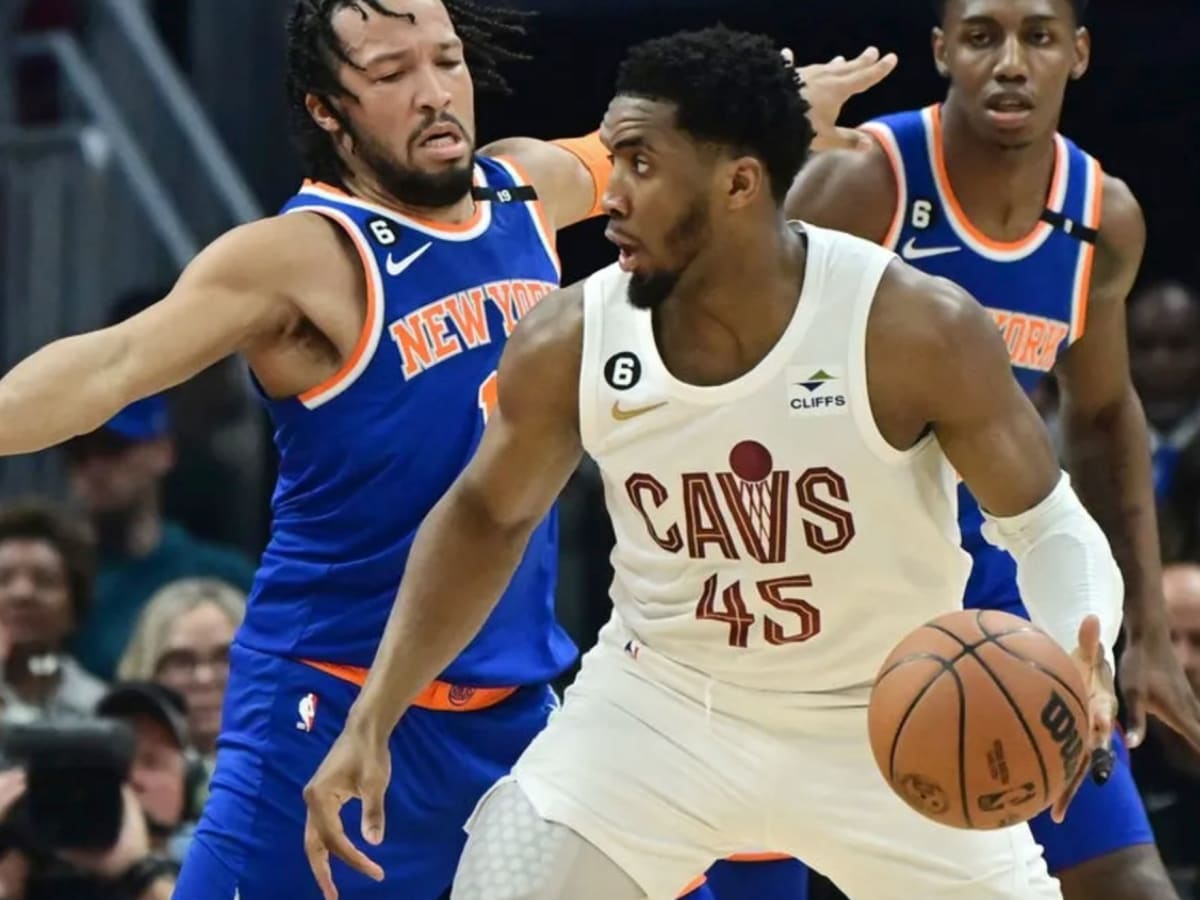 Cavaliers on brink of playoff ouster against Knicks; Donovan
