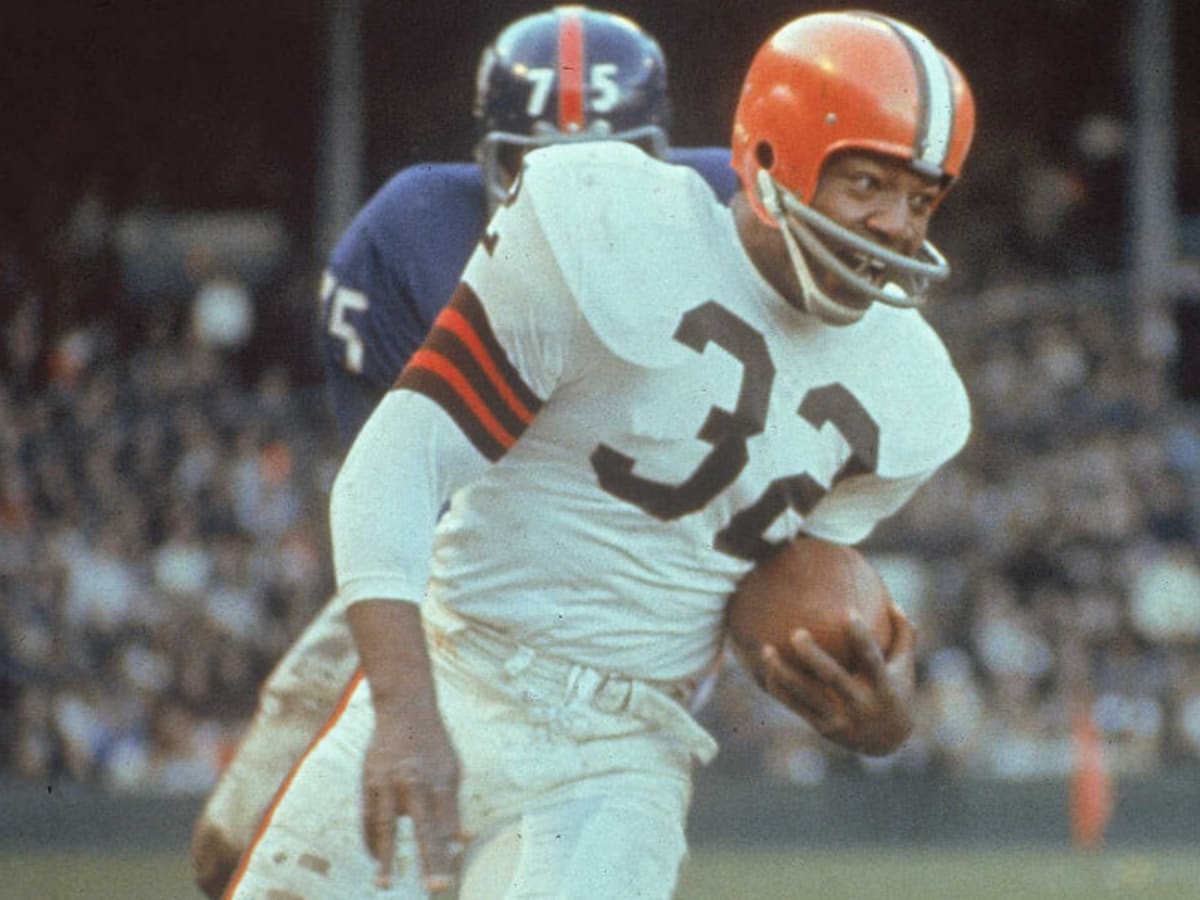 Jim Brown's death drew reaction from Browns' Jimmy, Dee Haslam