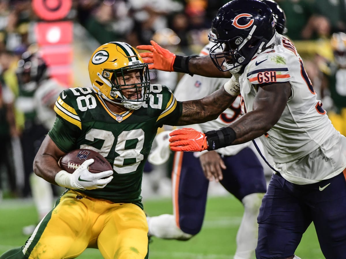 Bears' Justin Jones blasts 'obnoxious' Packers fans: 'Half of them