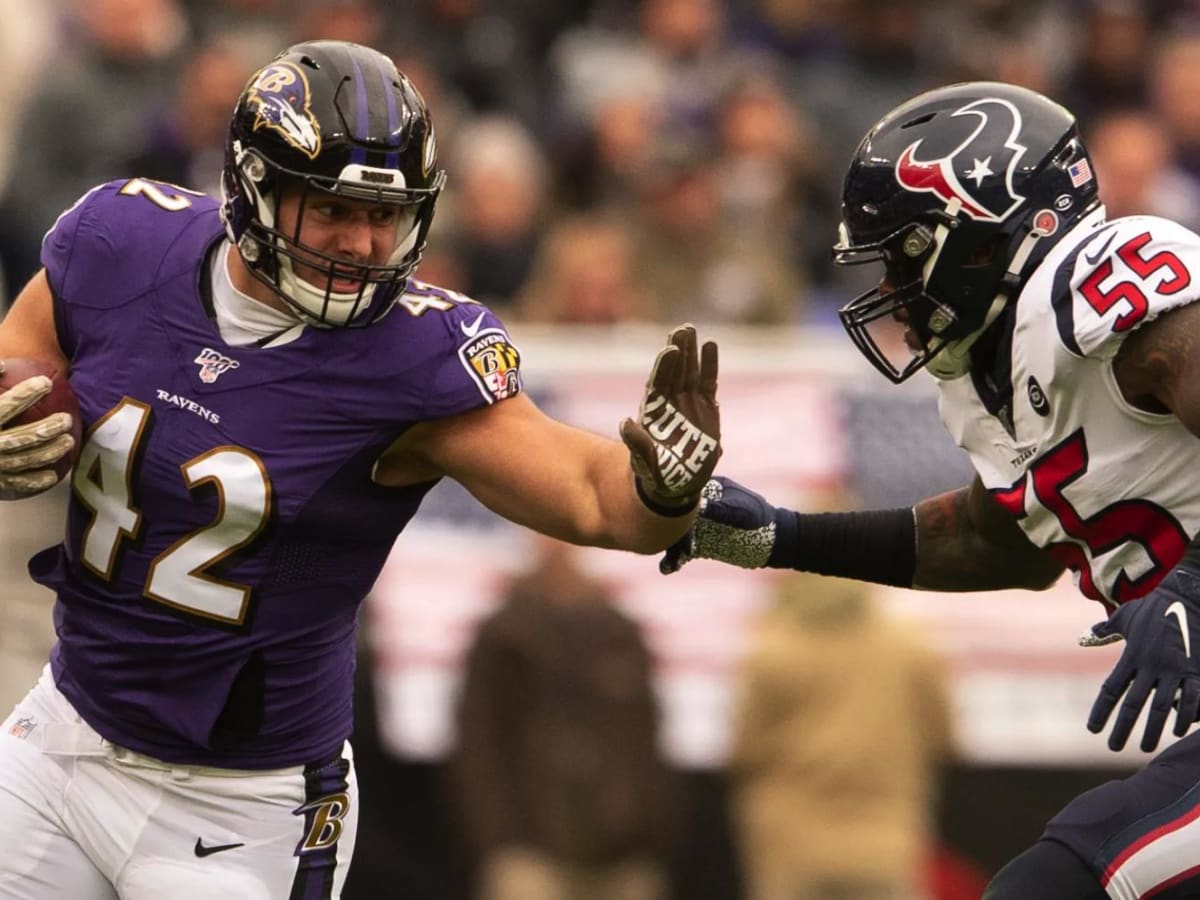 Ravens FB Patrick Ricard practicing with offensive line after