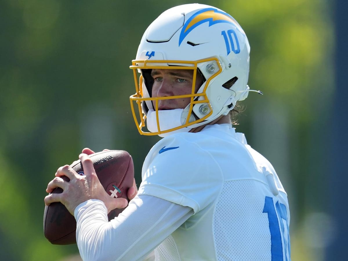 Chargers News: Surprise WR is Turning Heads This Training Camp - Sports  Illustrated Los Angeles Chargers News, Analysis and More