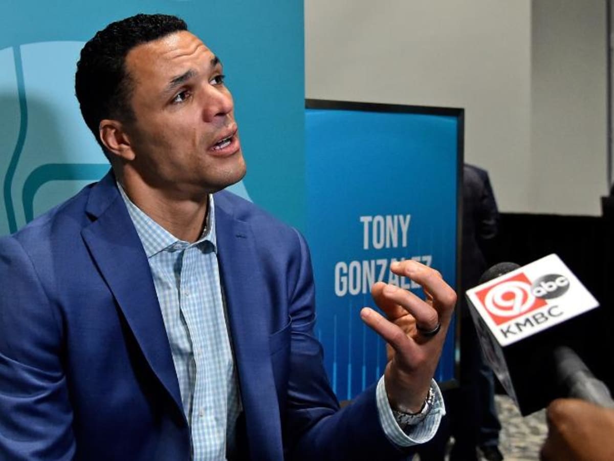 Tony Gonzalez's DOMINANT Career Highlights!