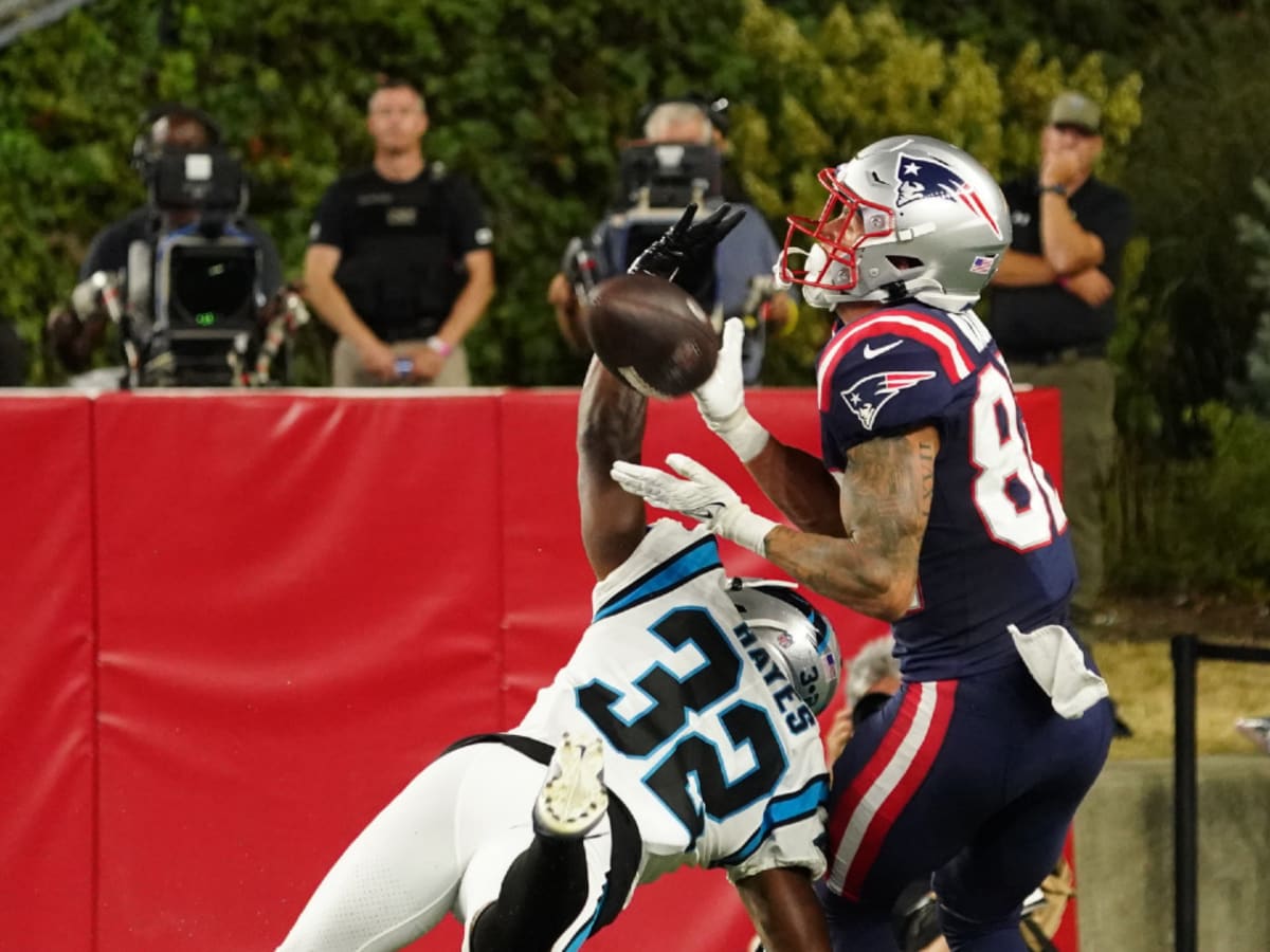 New England Patriots wide receiver Tre Nixon rises to secure QB