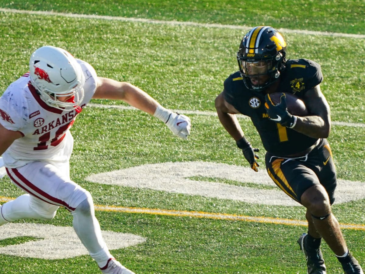 Running back (30) Tyler Badie of the Baltimore Ravens catches a