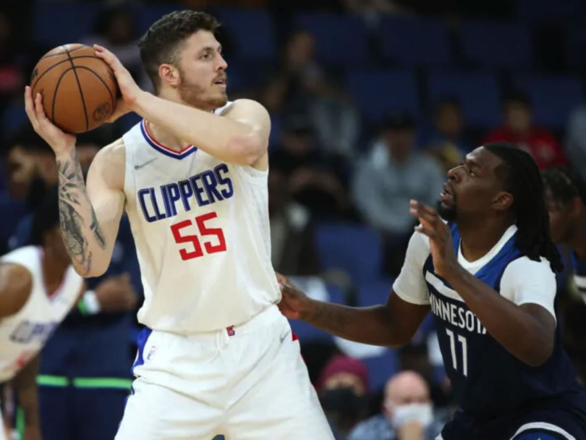 Isaiah Hartenstein Returns to New York Knicks in 'Frustrating' Fashion -  Sports Illustrated New York Knicks News, Analysis and More