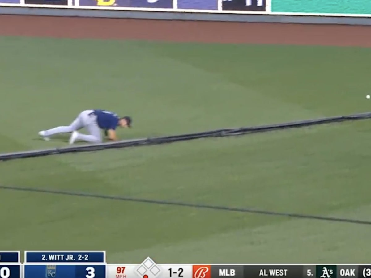 Kansas City Royals' Bobby Witt Jr. Makes Statcast History With  Inside-the-Park Home Run - Fastball