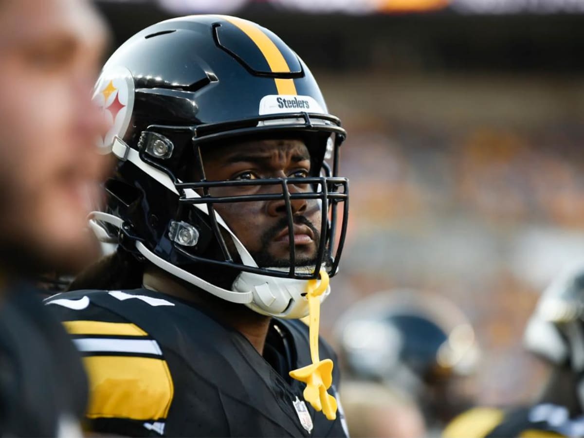 Steelers Make Late Trade