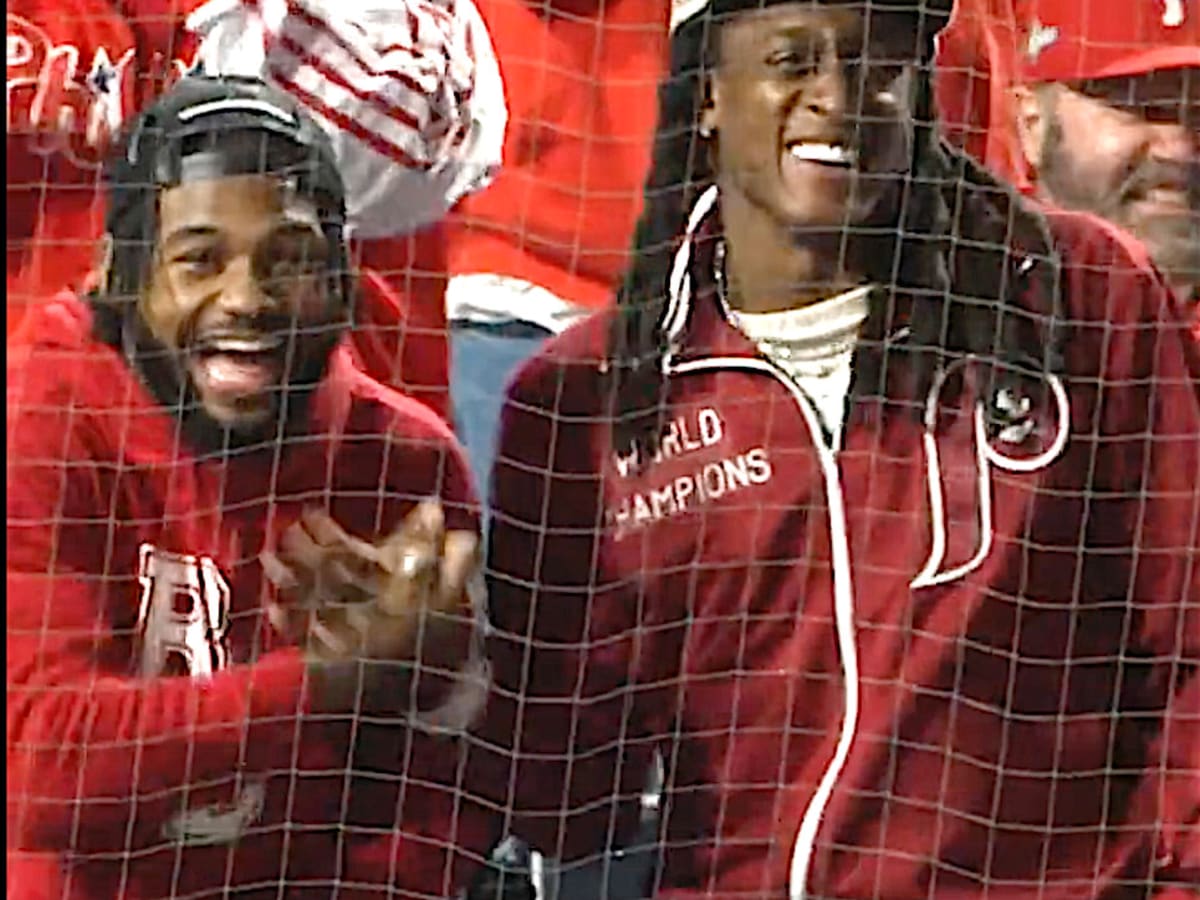 Phillies fan frenzy at Citizens Bank Park