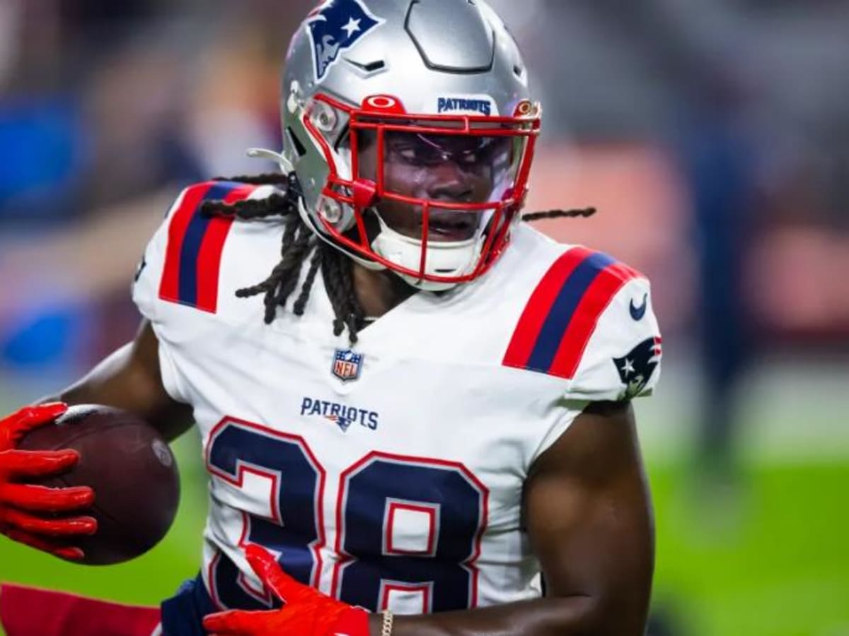 Rhamondre Stevenson on New England Patriots' Offensive Ineptitude: 'Don't  Know What Went Wrong' - Sports Illustrated New England Patriots News,  Analysis and More