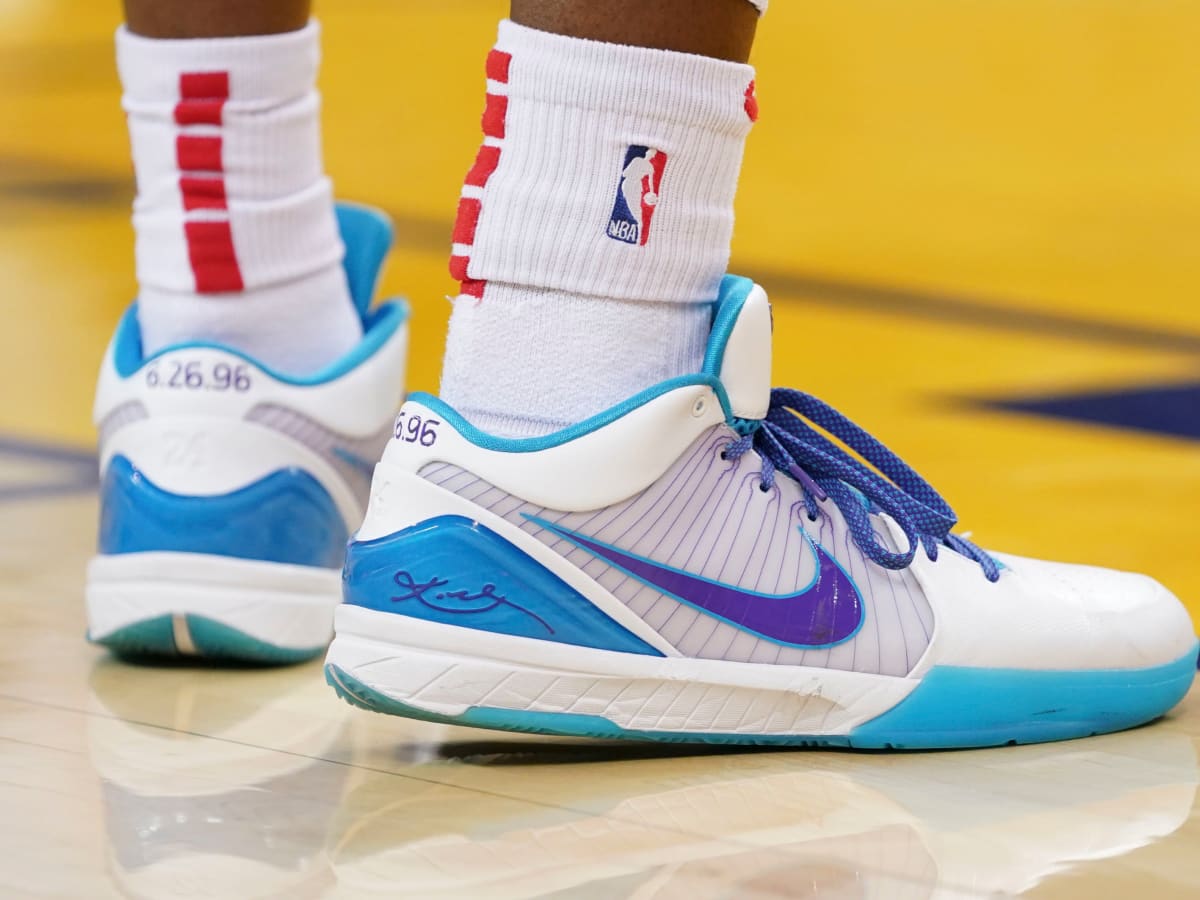 Paul George Wore Kobe Shoes During Clippers Game - Sports