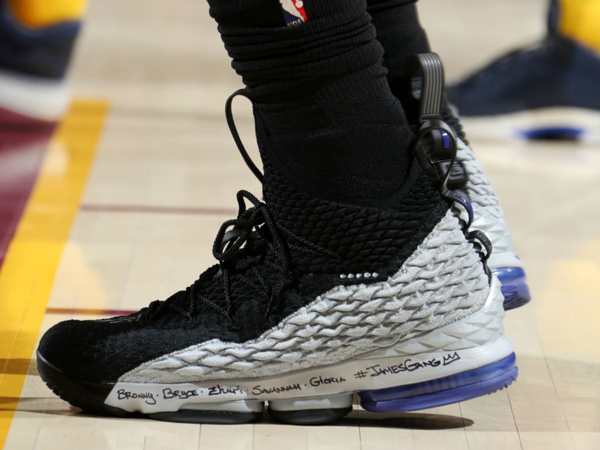 Scarpe discount lebron 15