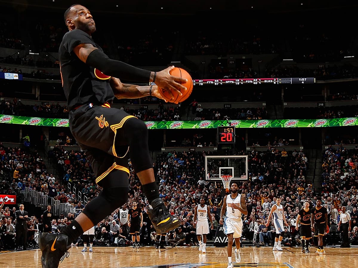 Lebron james clearance cavaliers 218