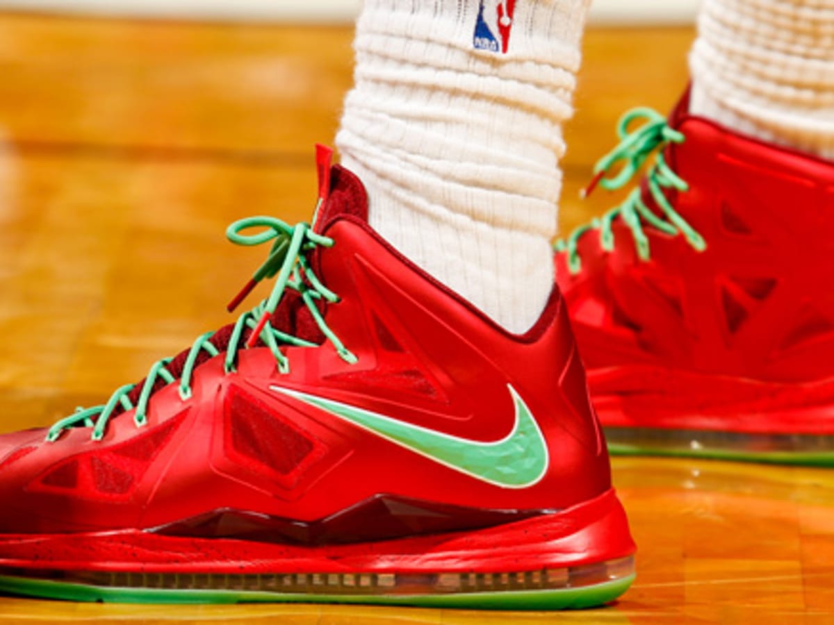 Lebron cheap xmas shoes