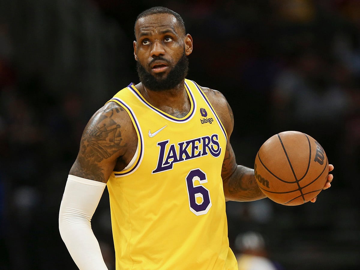 Nba lakers sales james