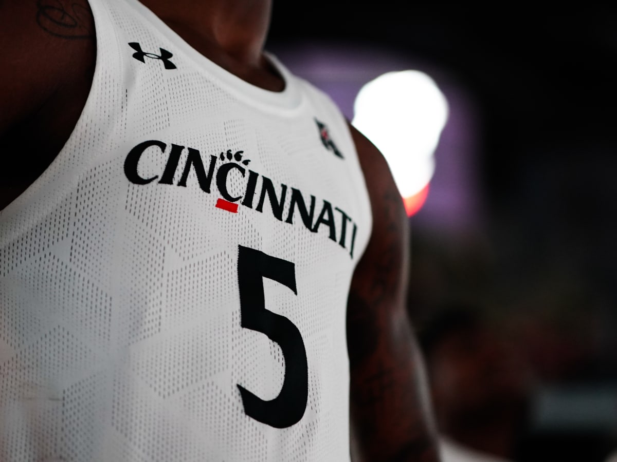 Cincinnati bearcats clearance basketball uniforms