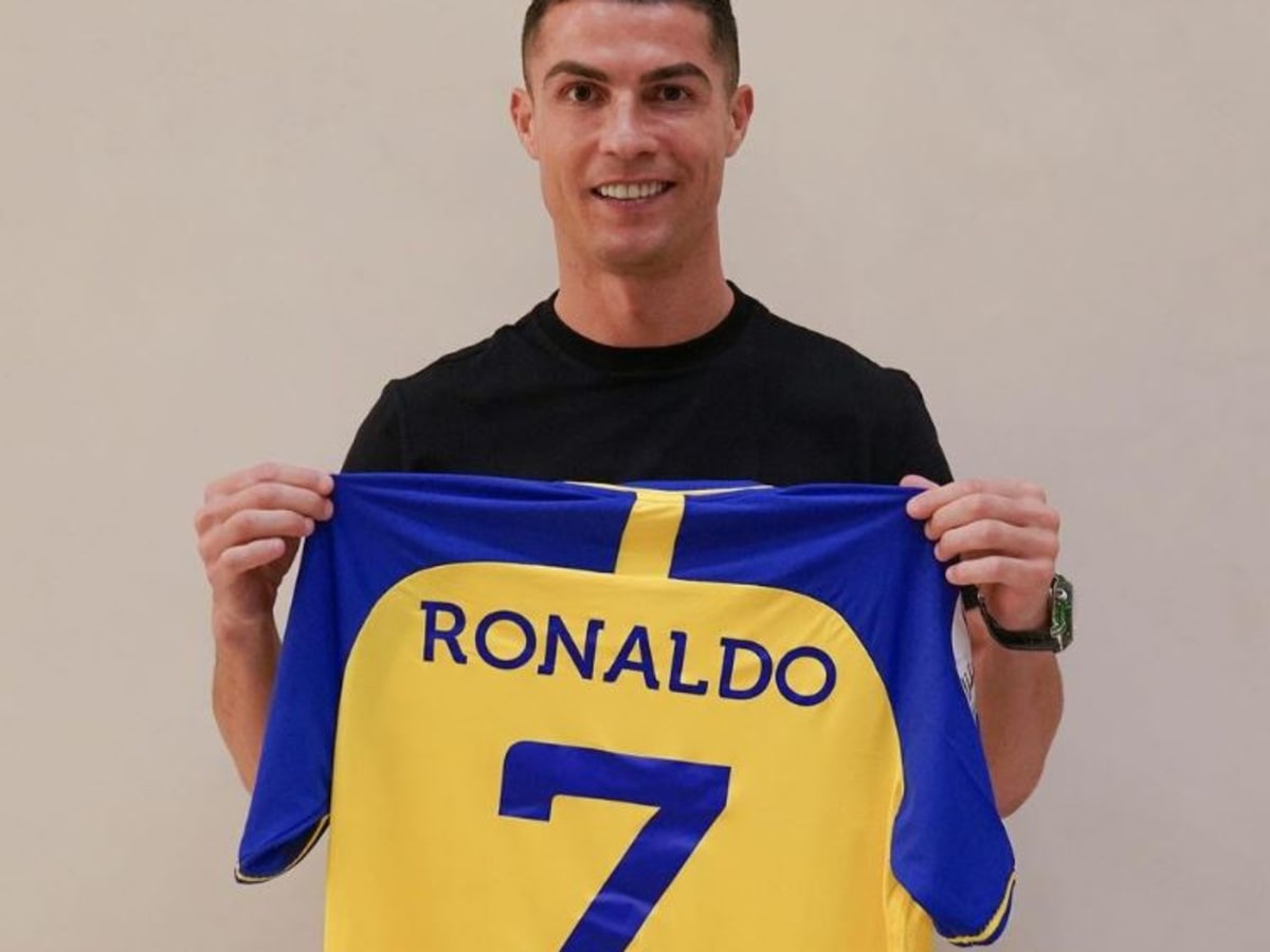 Cristiano ronaldo jersey sales near me