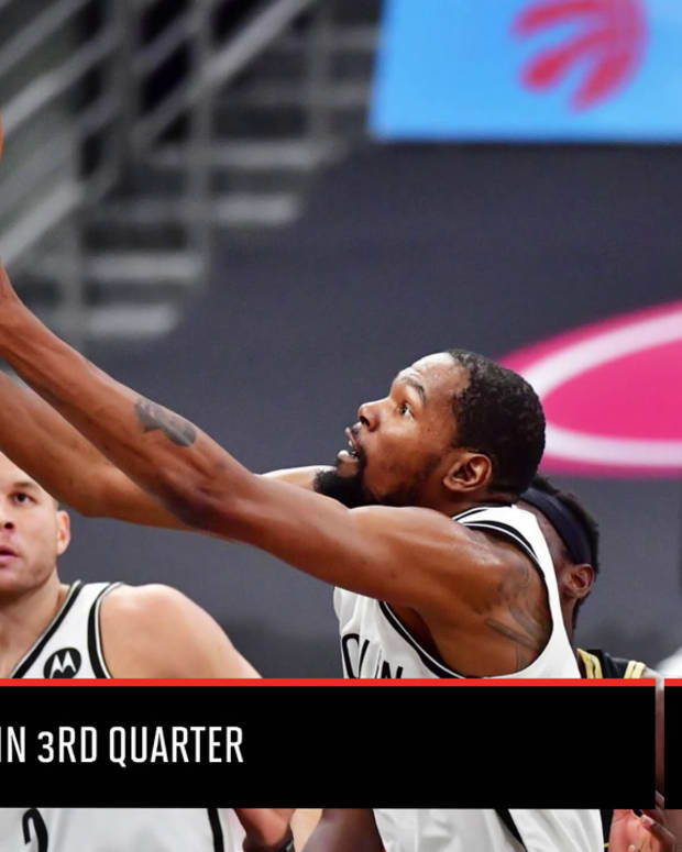 Kevin Durant has a Massive third Quarter in Indiana