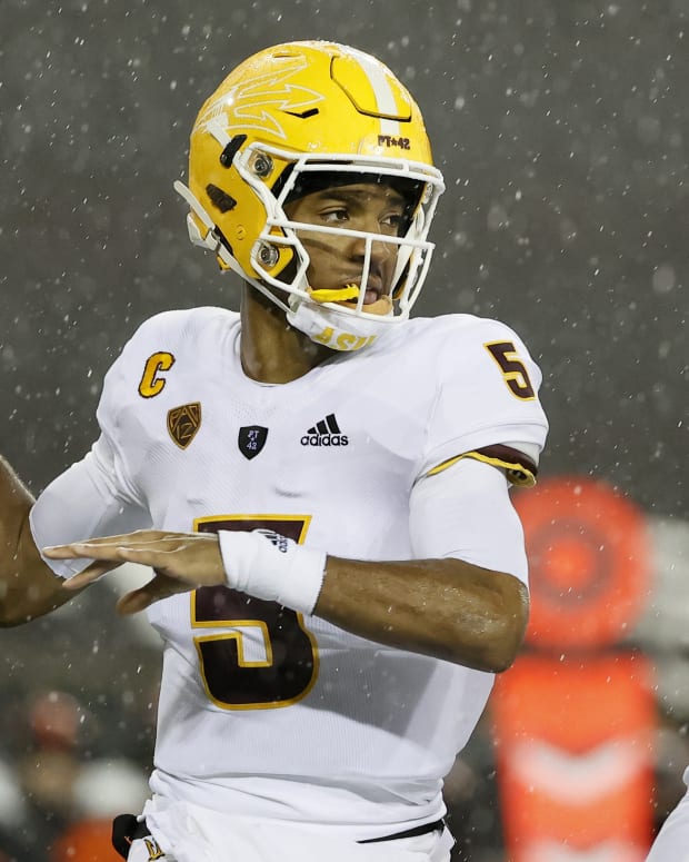 ASU Football QB Jayden Daniels Named to the Maxwell Award Watch List