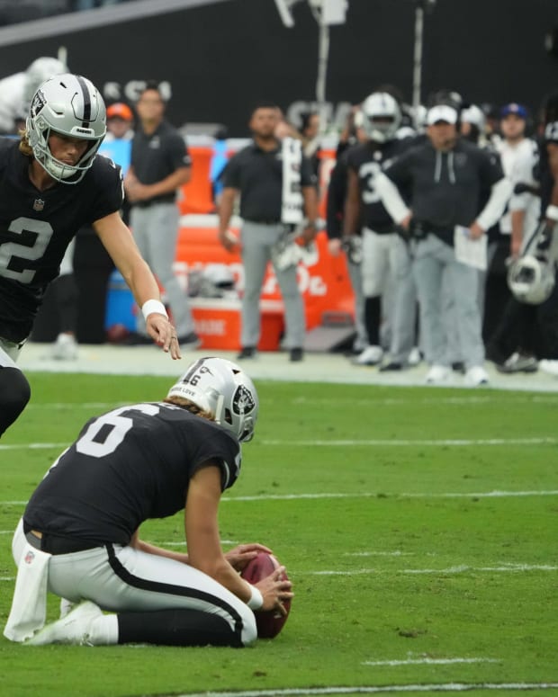 Raiders' Daniel Carlson opposes NFL kickoff rule change: All-Pro kicker  doesn't want to be 'limited by rules' 