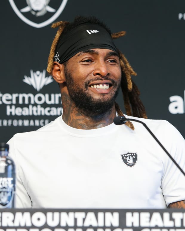 Raiders preview 2022: Brandon Bolden eager to push RB room - Silver And  Black Pride