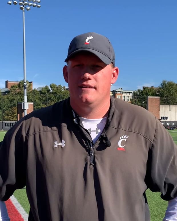 UC TE Coach Nate Letton on His First Year, Tight End Blocking, Versatility, and More