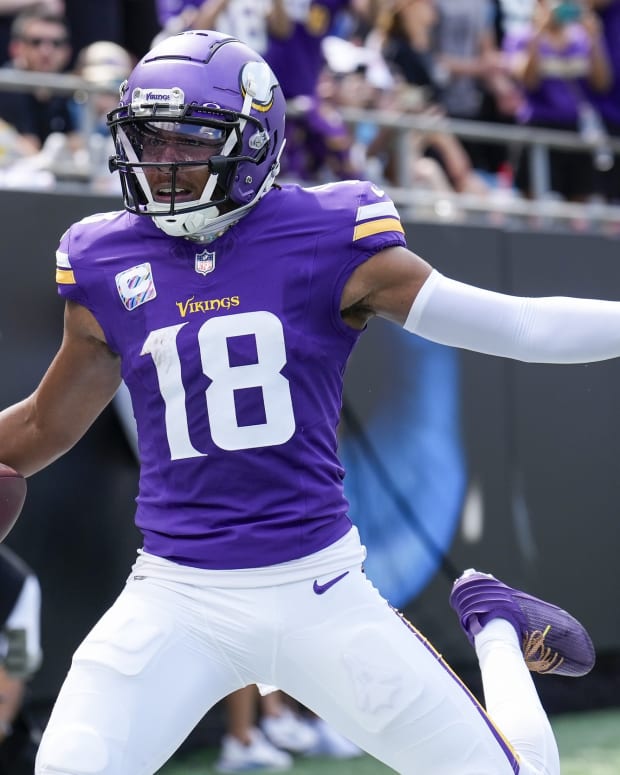 Vikings Uniforms - Bring Me The News