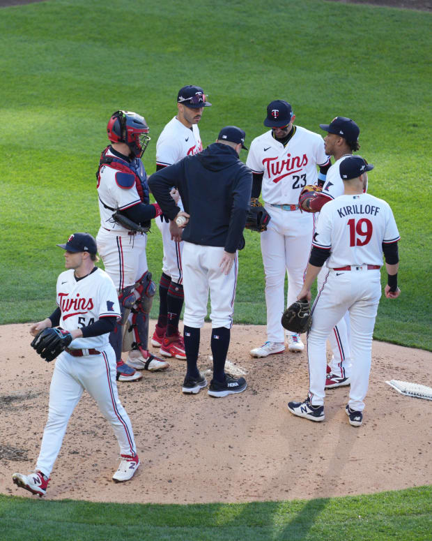 Minnesota Twins hit five home runs in 11-1 rout over Chicago Cubs