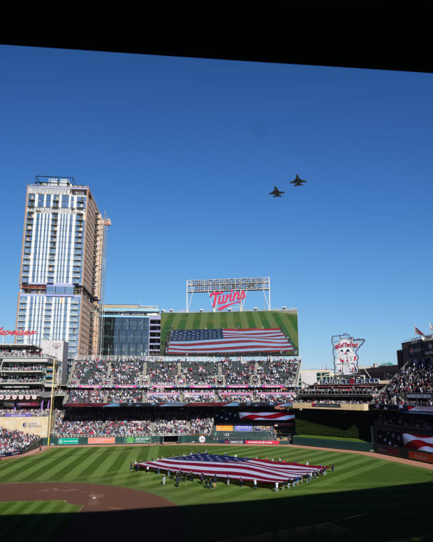 Minnesota Twins hit five home runs in 11-1 rout over Chicago Cubs