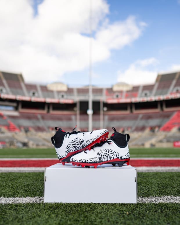 Jalen Hurts Wears Air Jordan Cleats in NFC Championship - Sports  Illustrated FanNation Kicks News, Analysis and More