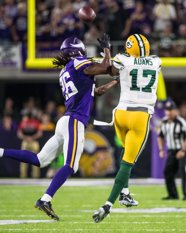 DAVANTE ADAMS TRAE WAYNES