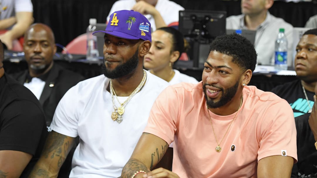 Why Can't LeBron James and the Lakers Land Stars in Free Agency? | Open Floor Podcast