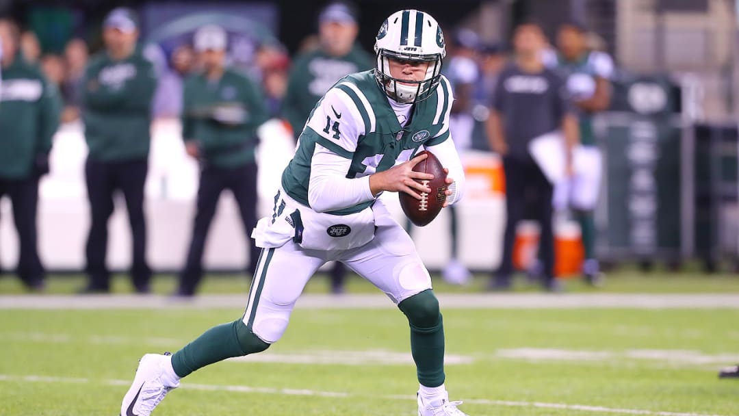 Week 16 Fantasy Football Streaming Options: Sam Darnold Can Lead Fantasy Owners to a Championship