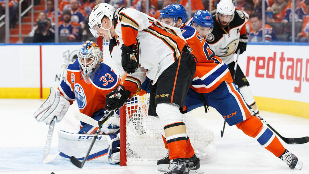 Playoff Roundup: Ducks find offense to get Game 3 win over Oilers