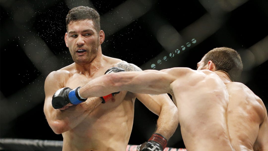 Thursday Tap Out: Chris Weidman Excited to Fight on Long Island
