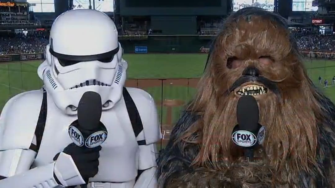 Arizona Diamondbacks announcers wear 'Star Wars' outfits