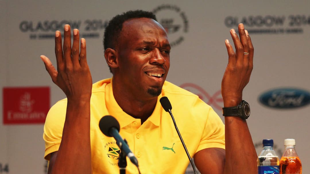 Journalists ask Usain Bolt about kilts, selfies