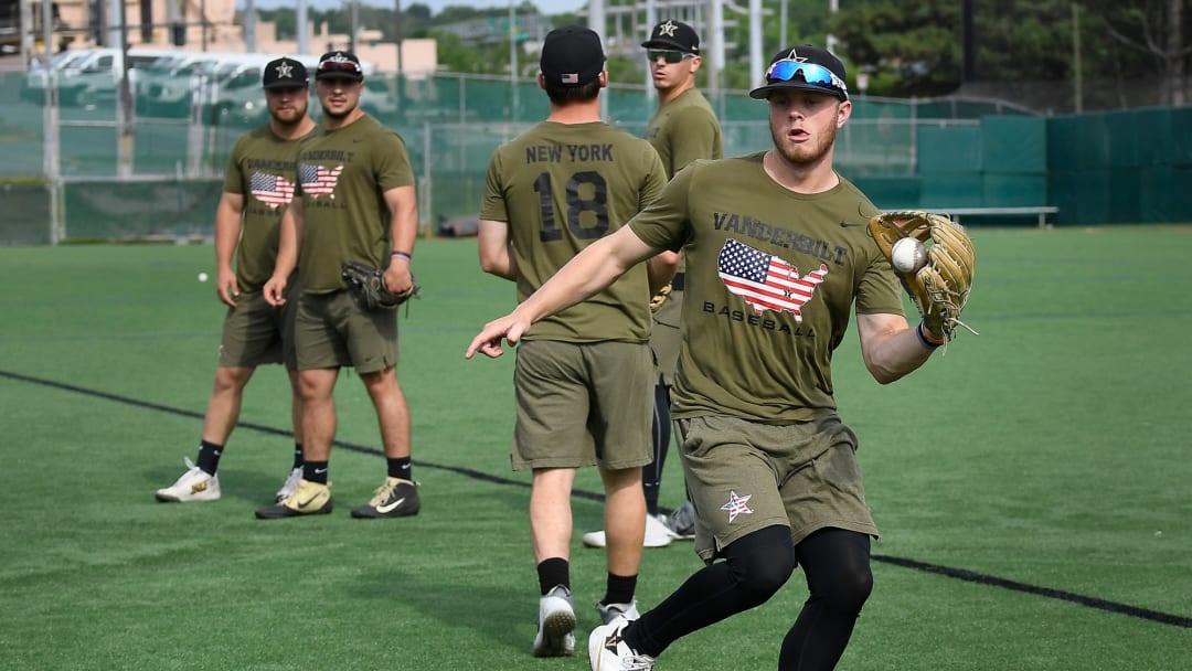 Vanderbilt Baseball, Davis’ Single Leads Black to Series Victory