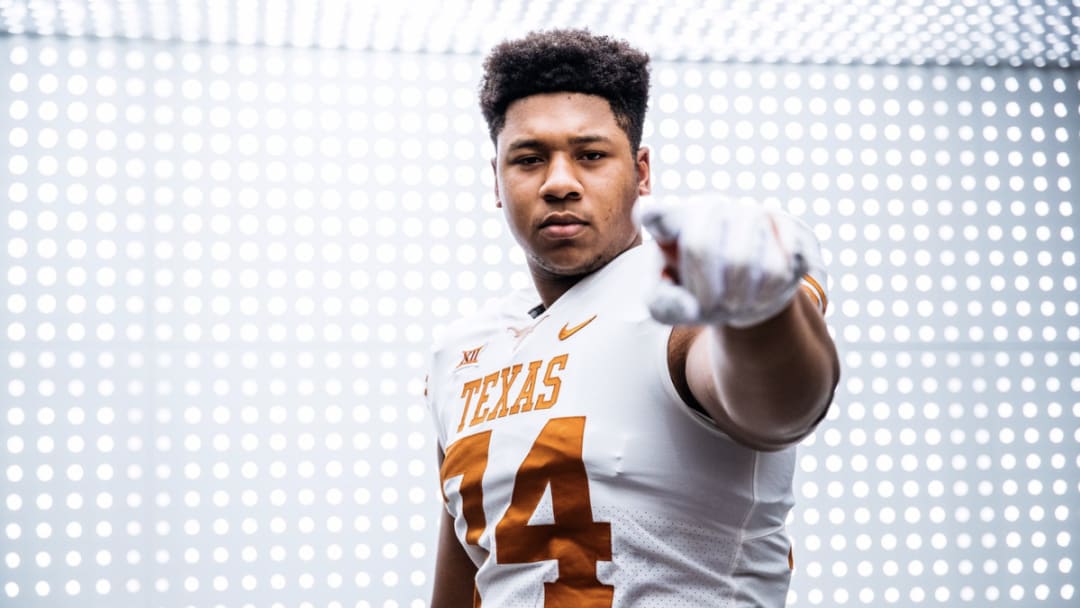 Former Texas Longhorn OL Tyler Johnson Transfers to Houston