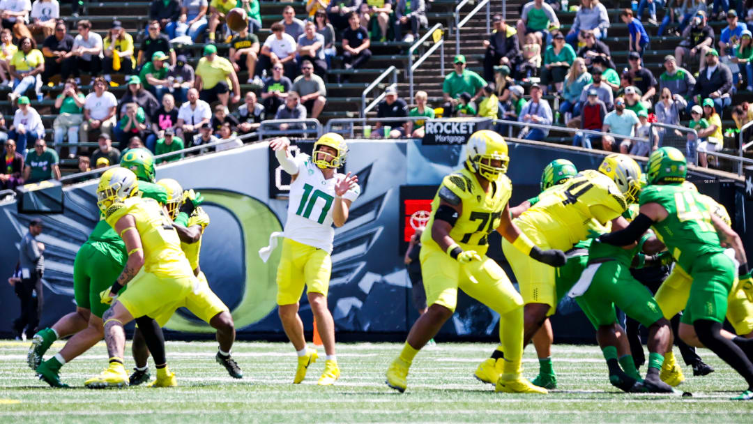 Oregon Football Jumps Into Top 25 in Latest 2022 SP+ Projections