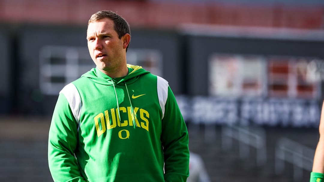 REPORTS: Oregon OC Kenny Dillingham Expected to Become Next Arizona State Head Coach