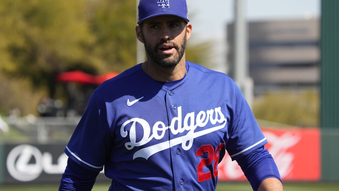 Writer Predicts Familiar Dodgers Coach May Get J.D. Martinez Back On Track