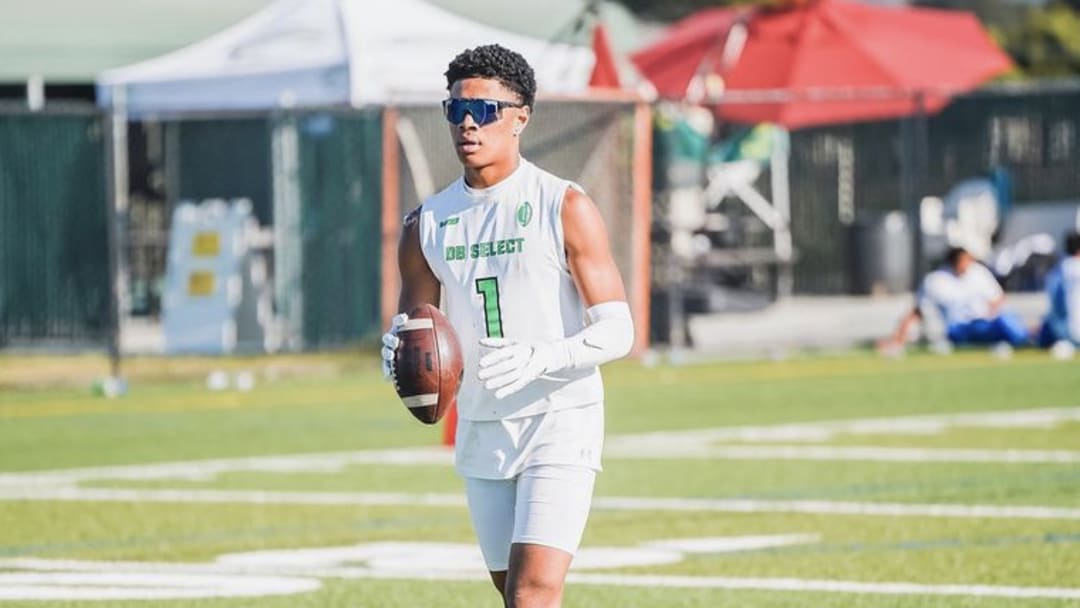 UCLA Football Offers Class of 2025 Wide Receiver Phillip Bell III