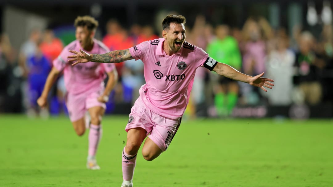 Lionel Messi Stuns With Unreal Free Kick Winner in Inter Miami Debut