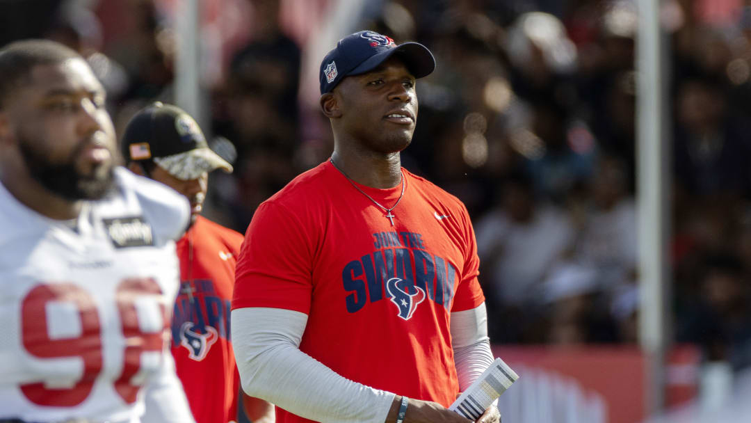 Texans' DeMeco Ryans Named Good Morning Football Coach of the Week