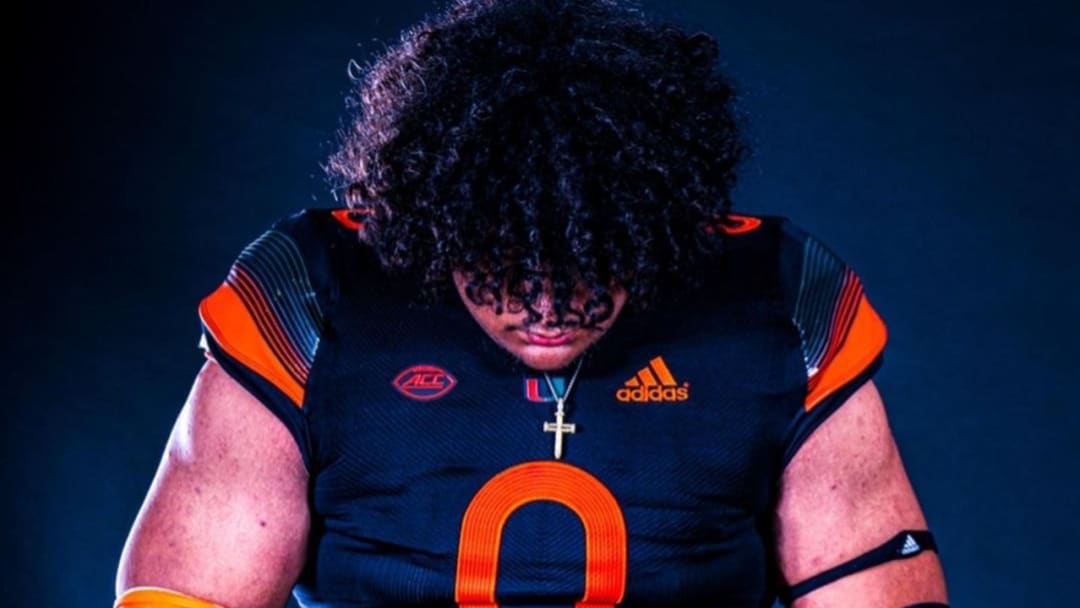 Top OL Francis Mauigoa Signs With Miami Hurricanes