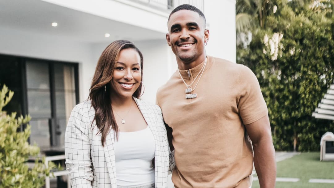 Jalen Hurts Hopes to Inspire Change With His All-Women Team