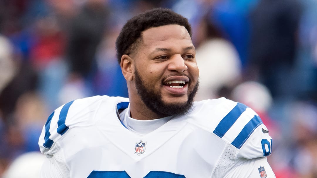 ESPN Grades Colts' Re-Signing Grover Stewart