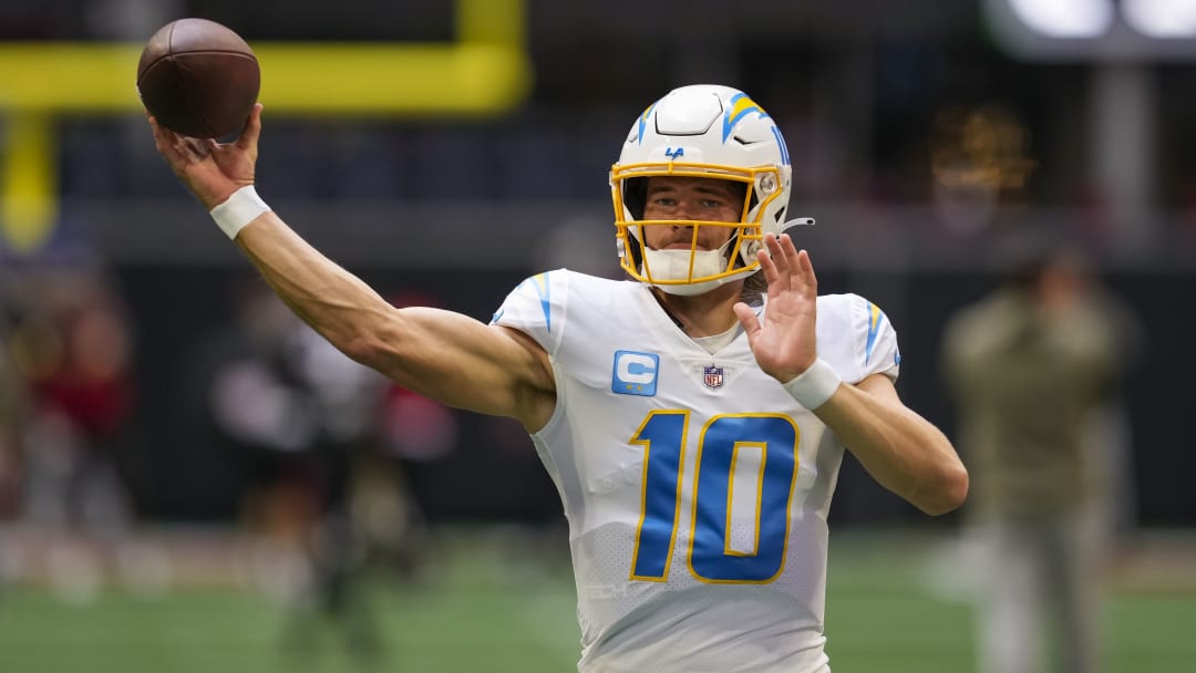 Chargers Quarterback Coach Shares Day-to-Day Approach With Justin Herbert