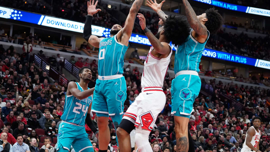 Spread & Over/Under Predictions for Hornets vs. Bulls